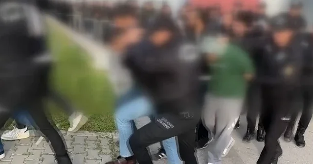 Adana merkezli suç örgütü operasyonunda yakalanan 287 şüpheli adliyede VİDEO İZLE