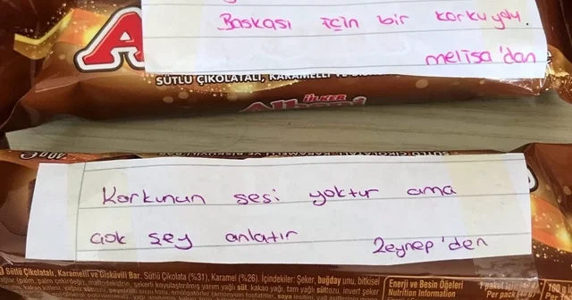 Ortaokul öğrencilerinden ilkokul öğretmenlerine çikolatalı hediye Bartın Haberleri