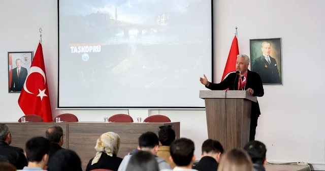 7 Kemerli Bir Zaman Geçidi filmi üniversite öğrencileriyle buluştu Kastamonu Haberleri