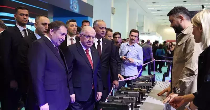 Bakan Güler den teknoloji fuarına ziyaret
