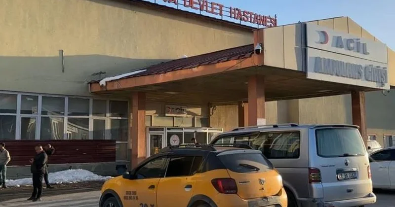 Yüksekova da zehirlenme şüphesiyle 12 öğrenci hastaneye kaldırıldı