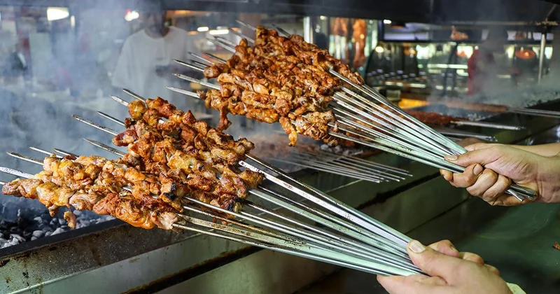 Brezilya da bir turist bir şiş kebaba 70 bin tl ödedi