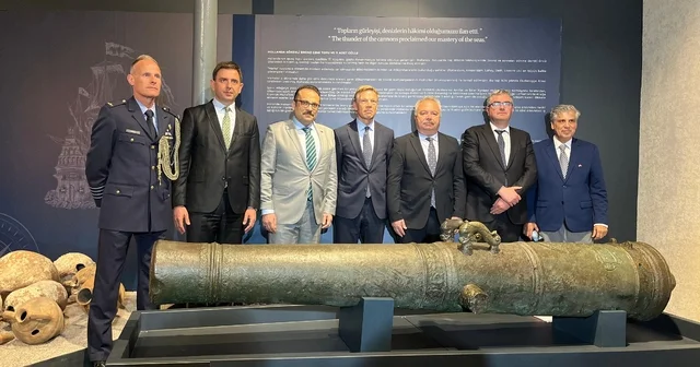 Söküme gelen gemiden 17. yüzyıla ait bronz top çıktı İzmir Haberleri