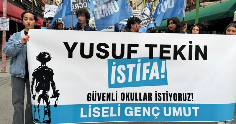 Liseli gençlerden Yusuf Tekin e tepki: Güvenli okullar istiyoruz