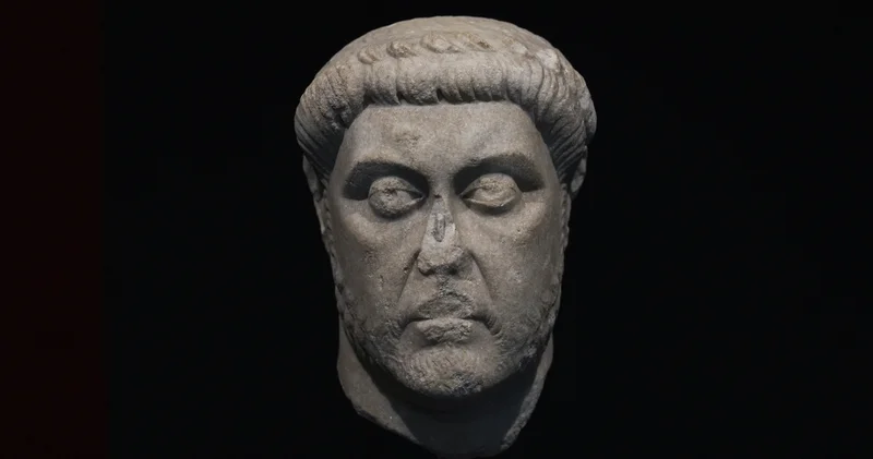 ABD den iade edilen Smyrna kökenli heykel başı İzmir de ziyarete açıldı