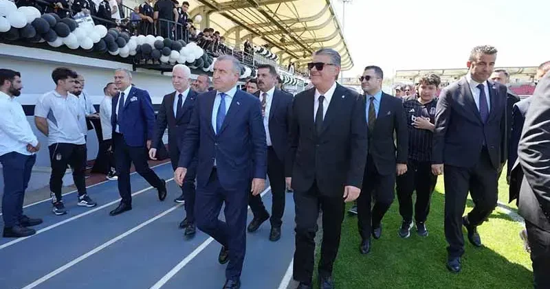Bakan Osman Aşkın Bak: Beşiktaş’ın Türk sporuna çok kıymetli hizmetleri var
