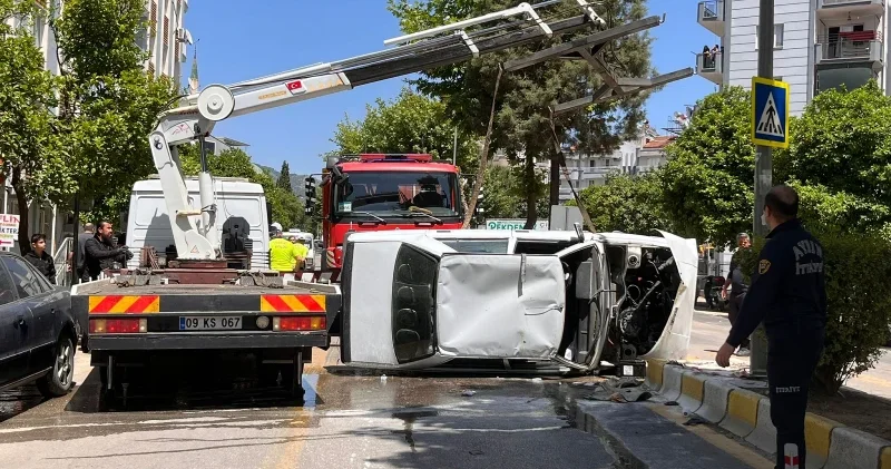 Aydın da otomobil devrilerek yandı: Sürücü yaralandı Gündem Haberleri