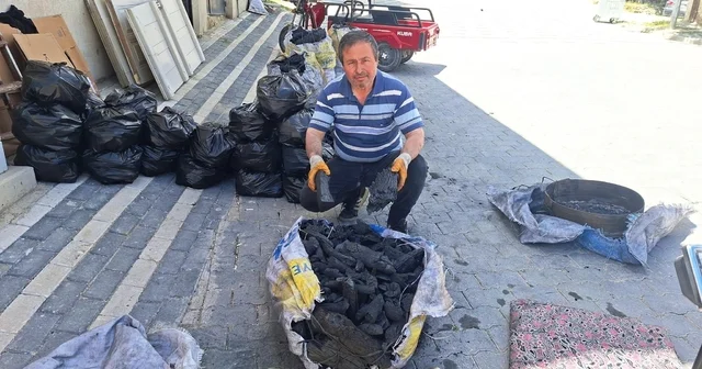 Kurban Bayramı yaklaştı, Hisarcık ta mangal kömürü satışları arttı Kütahya Haberleri