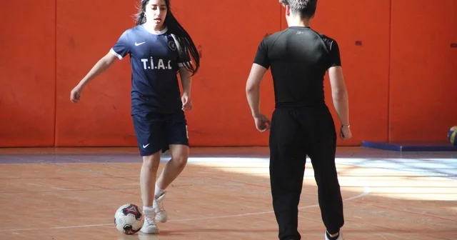 Okul çıkışı sporla kötü alışkanlıklardan uzaklaşıyorlar Erzurum Haberleri