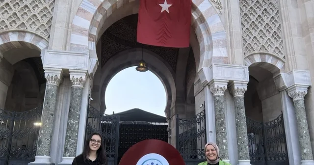Lise öğrencisi İkra Seltu Güler in büyük başarısı Bir gün hepimiz yaşlanacağız projesiyle Türkiye birincisi oldu Erzurum Haberleri