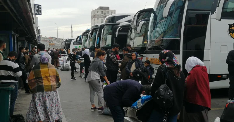 İstanbul da otobüs ek seferlerin satışına başlandı