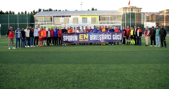 Tekirdağ da işitme engelli sporcular ile protokol üyeleri maç yaptı Tekirdağ Haberleri