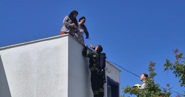 Elektrik hattı patladı, çıkan yangında 2 kişi mahsur kaldı Muğla Haberleri