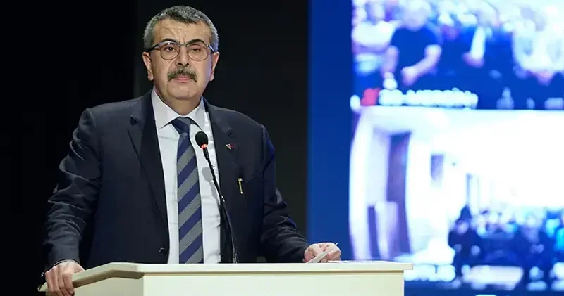 Bakan Tekin, Eğitim Kurumları Yönetici Yetiştirme Programı nın ilk dersini verdi
