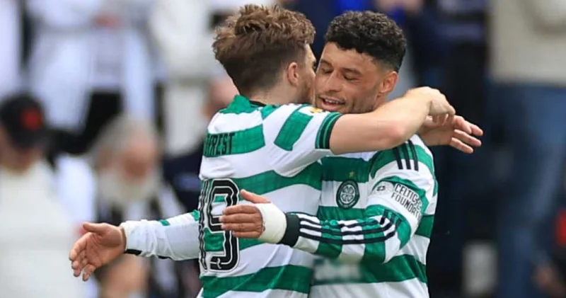 Son dakika: Celtic Hearts: 3 1 (MAÇ SONUCU) İskoçya da şampiyon Celtic!
