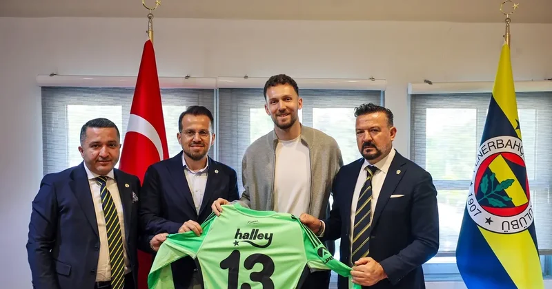 Fenerbahçe, Tarık Çetin in sözleşmesini uzattı
