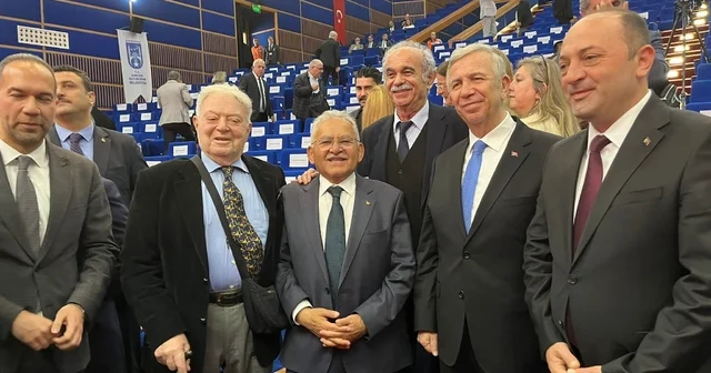 Başkan Büyükkılıç tan, tarihi kentler birliği 2026 yılı 1. Olağan toplantısı nda birlik, beraberlik vurgusu Kayseri Haberleri