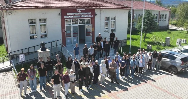 Hisarcık ta Ölçme Aletlerinin Kullanımı ve Drone ile Harita Uygulaması konulu konferans verildi Kütahya Haberleri