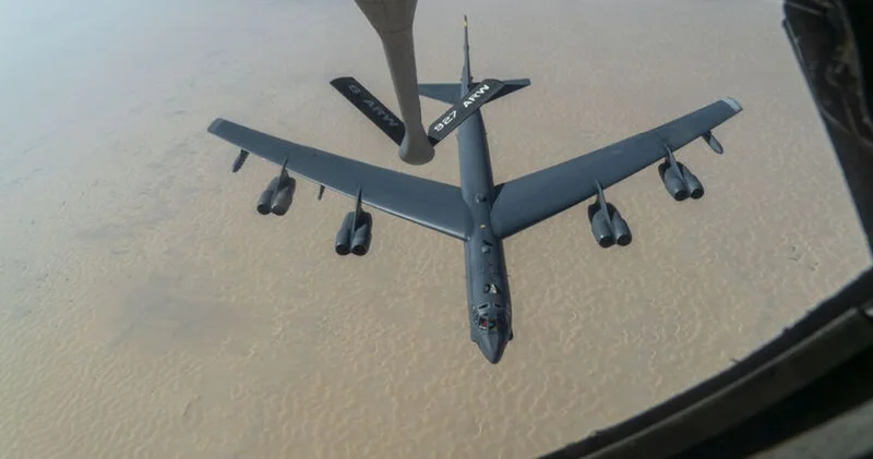 ABD ye ait B 52 Stratofortress uçağı düştü Dış Haberler