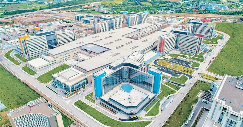 Bilkent Şehir Hastanesi’nde 800 ameliyat yapılıyor