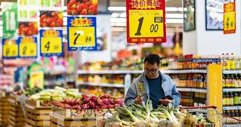 Çin de perakende satışlar 3,5 yıl sonra geriledi Türkiye Ekonomisi Haberleri