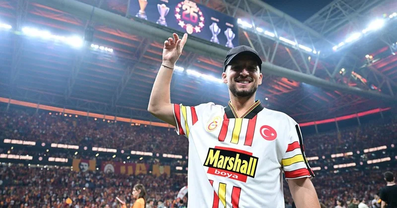 Antrenörlüğe Hayır diyen Mertens, Galatasaray dan bakın ne istedi