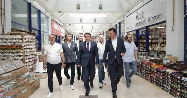 Vali Musa Işın dan Kervansaray Çiniciler Çarşısı na ziyaret Kütahya Haberleri