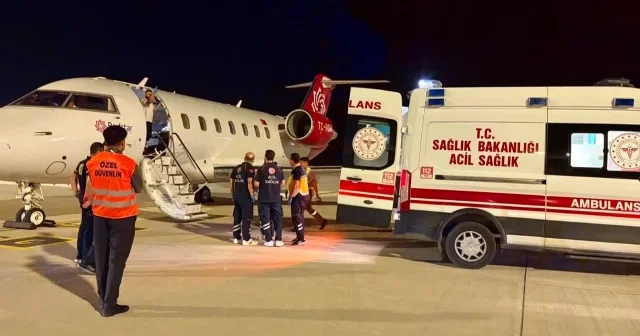 Endonezya da ağır yaralanan Türk aşçı için ambulans uçak seferber oldu VİDEO İZLE