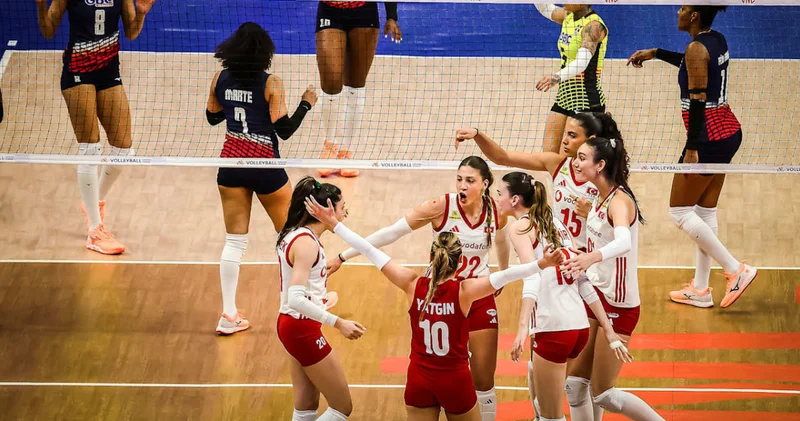 VNL ikinci etabı başlıyor: Filenin Sultanları, Belçika karşısında!