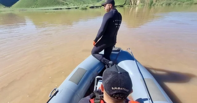 Aras Nehri nde kaybolan Okan Koç un cansız bedeni, 2.5 km uzakta bulundu Erzurum Haberleri Habertürk Yerel Haberler