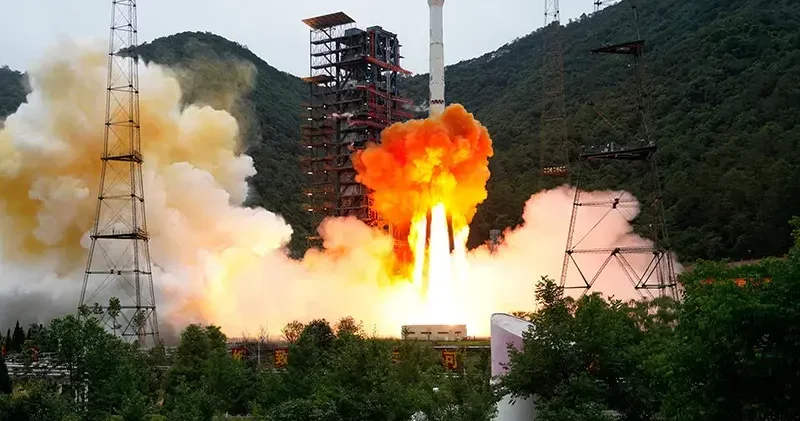 Çin, Shijian 31 uydusunu uzaya gönderdi