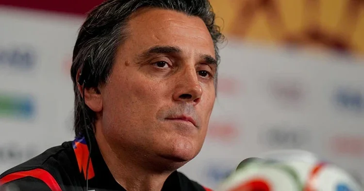 Avustralya mağlubiyeti sonrasında Montella ya eleştiri: İnadı bırakıp değişmeyi, esnemeyi öğrenmek zorunda!