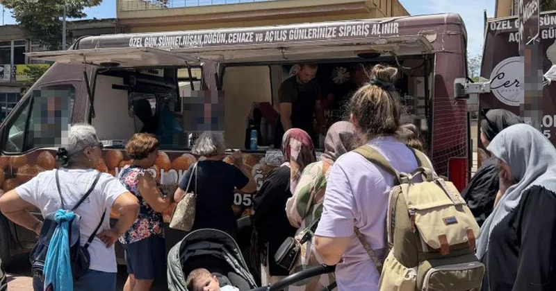 Eşref Rüya hayranlarından lokma hayrı