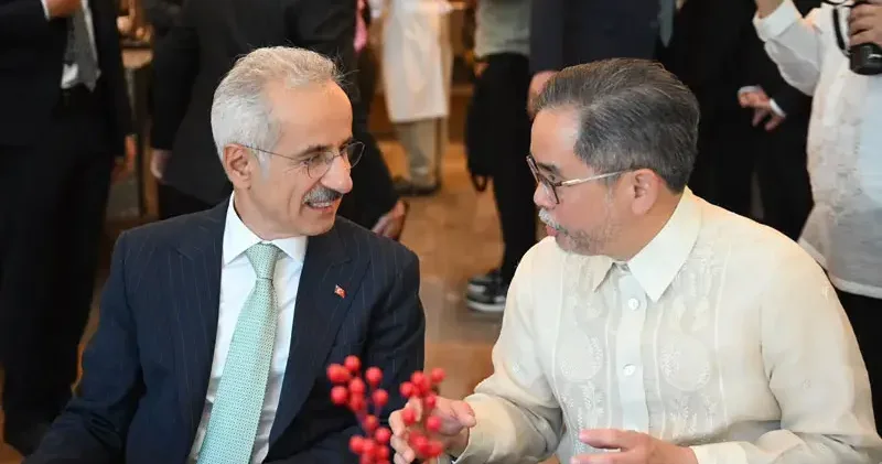 Bakan Uraloğlu, Filipinler Cumhuriyeti nin Milli Günü resepsiyonuna katıldı