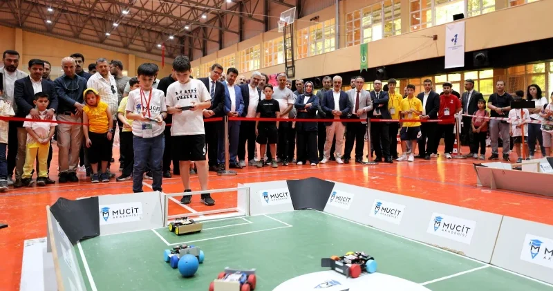 2. Teknoloji ve Robot Olimpiyatları’na yoğun ilgi Eğitim Haberleri