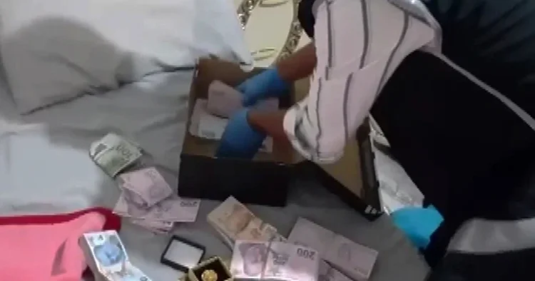Altunlar suç örgütü operasyon: 33 tutuklama! Banka hesaplarına el konuldu