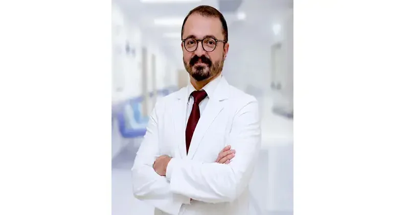 Aort kapağı değişimi göğüs kemiğini açmadan da gerçekleştirilebiliyor’