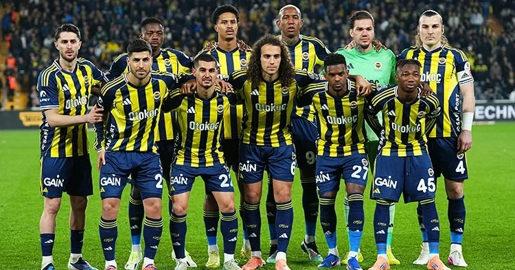 Fenerbahçe de ayrılık kapıda! Yeni kural başını yaktı