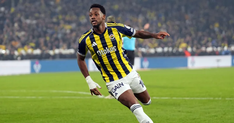 Son dakika: Galatasaray la anılan Jhon Duran Zenit ten ayrıldı!