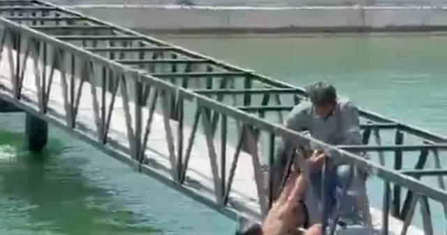 Adana da sulama kanalında boğulma tehlikesi geçiren 2 kişi kurtarıldı Adana Haberleri