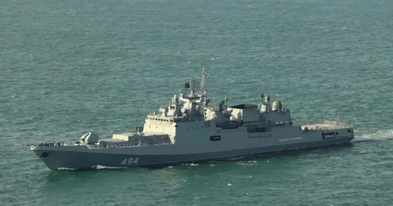Rus fırkateyni sivil yata ateş açtı! İngiltere Rusya hattında gerilim Sözcü Gazetesi
