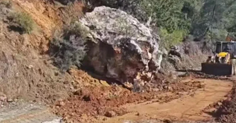Göynük Kanyonu’nda kopan kaya parçası ziyaretçilerin üzerine düştü: Çok sayıda yaralı var