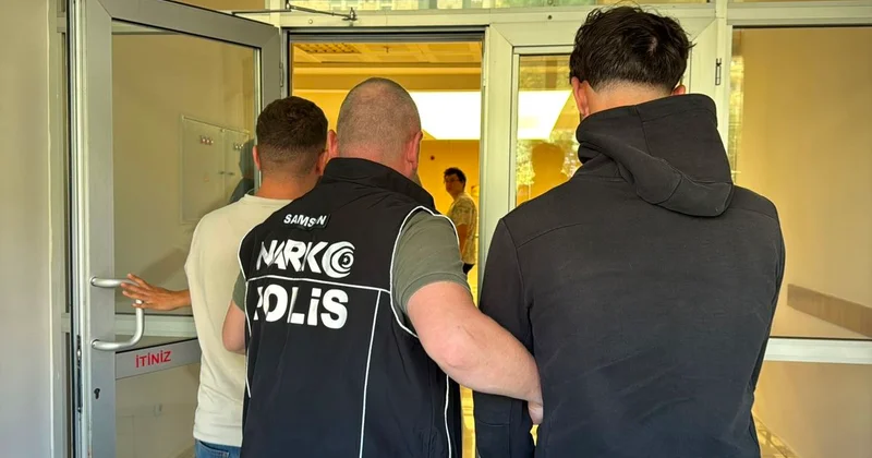 Kucağındaki 7 aylık bebeği bile kullandı! Çantasından çıkan şoke etti