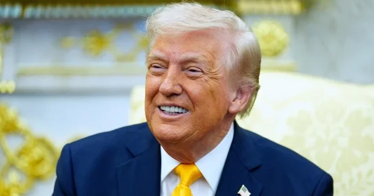 Trump ın resmini taşıyan madeni para geliyor: İlk görsel paylaşıldı