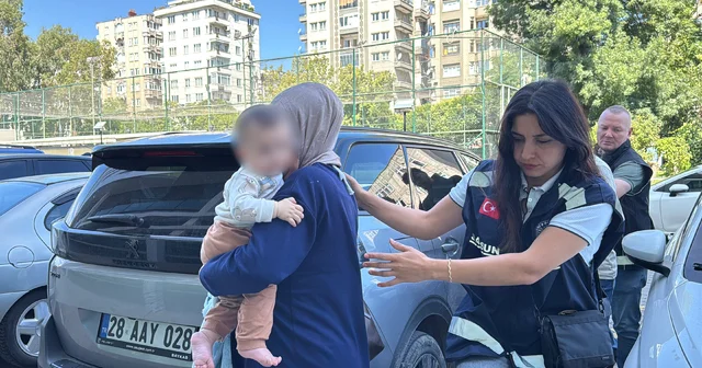 Kucağında bebeğiyle, çantasında 1 kilogram metamfetaminle yakalandı Samsun Haberleri Habertürk Yerel Haberler