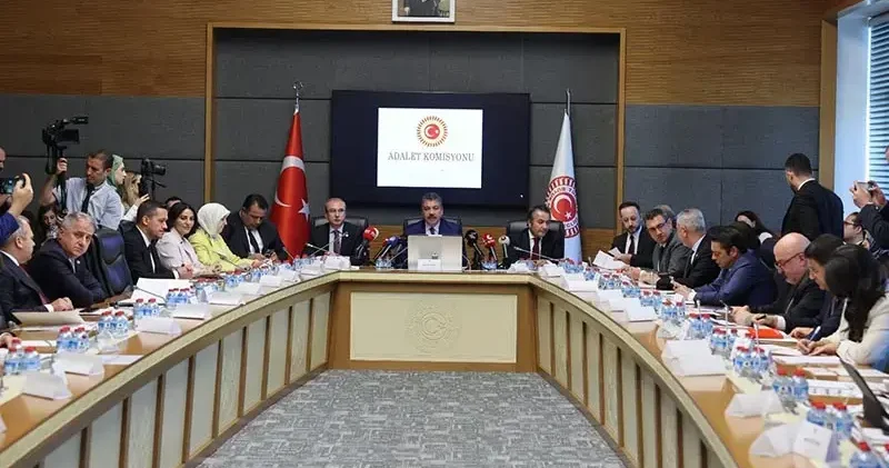 Suça sürüklenen çocuklara ilişkin düzenleme, Adalet Komisyonu nda