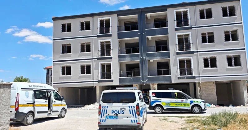 Aksaray da inşaatta merdivenden düşen işçi hayatını kaybetti Sözcü Gazetesi