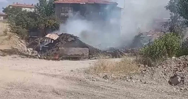 Ankara’da otları temizlemek için yakılan ateş eve sıçradı