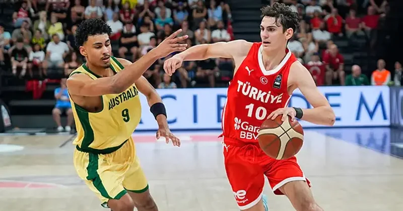 Milli basketbolcu Ömer Kutluay, 17 yaşında Türk basketbol tarihine geçti Fanatik Gazetesi Basketbol Haberleri Spor
