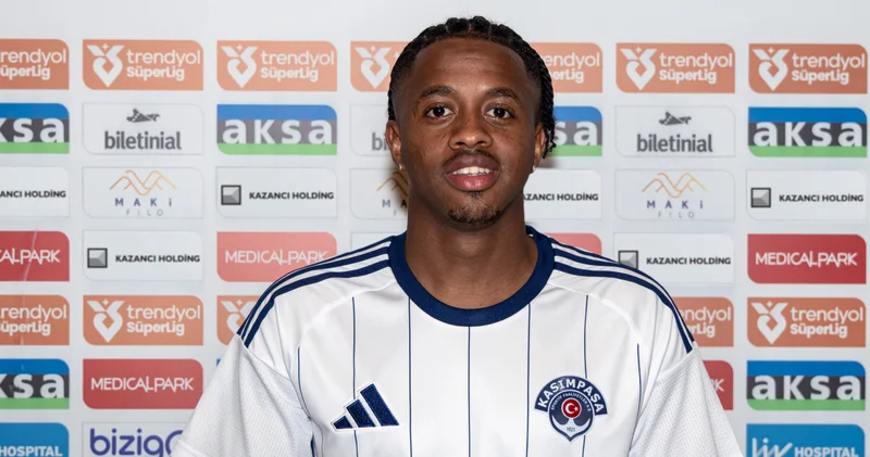 Kasımpaşa, 23 yaşındaki sağ kanat Thiemoko Diarra yı transfer etti